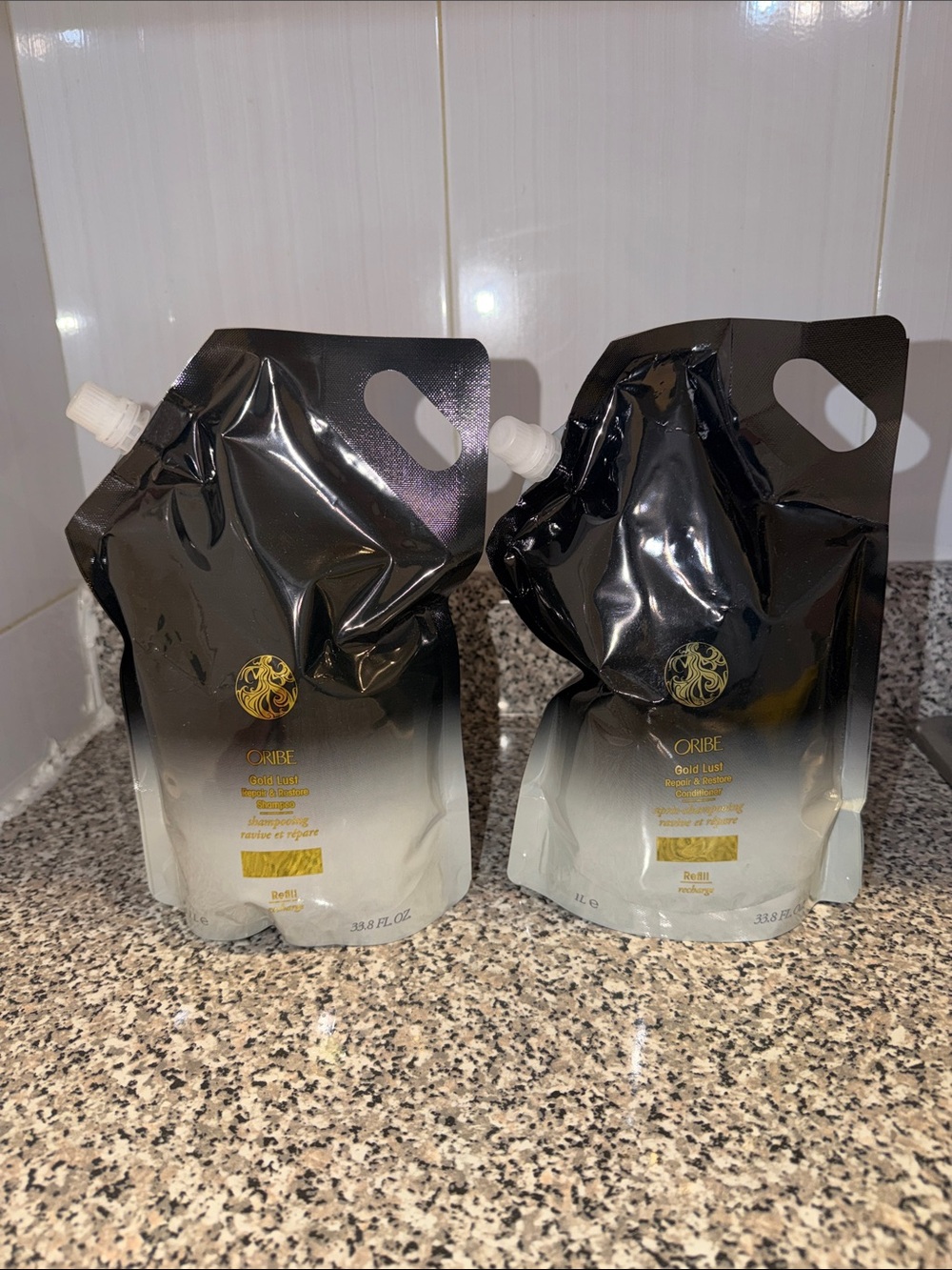 Oribe Gold Lust repair & restore conditioner and shampoo Refill Pouches - Black